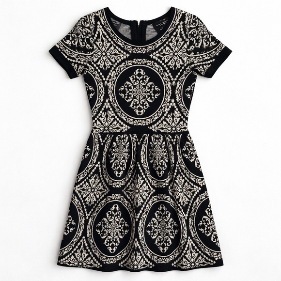 Romeo & Juliet Couture Dresses & Skirts - New Romeo + Juliet Couture Baroque Knit Fit Flare Dress Party Work Black Ivory M